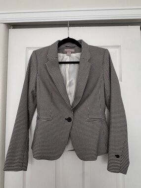 H&M Black & White Mini Houndstooth Single-Button Blazer